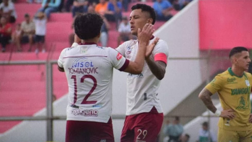 Tomayapo superó a Oriente Petrolero en el IV Centenario