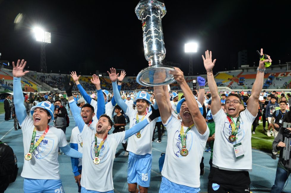 Bolívar es el mejor equipo de la temporada en el fútbol boliviano