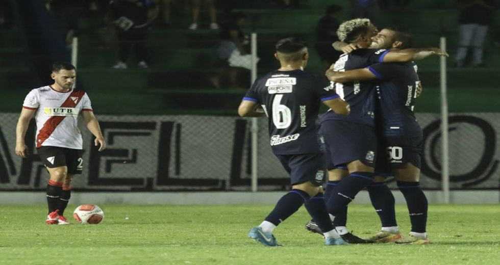 Blooming descarga su furia sobre  Always Ready y se acerca a la final