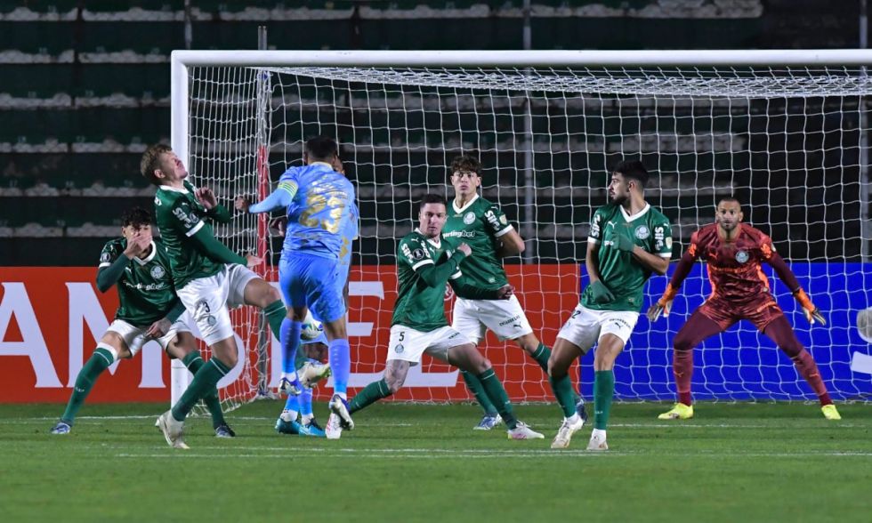 ​​​​​​​Bolívar complica su clasificación tras caer ante Palmeiras