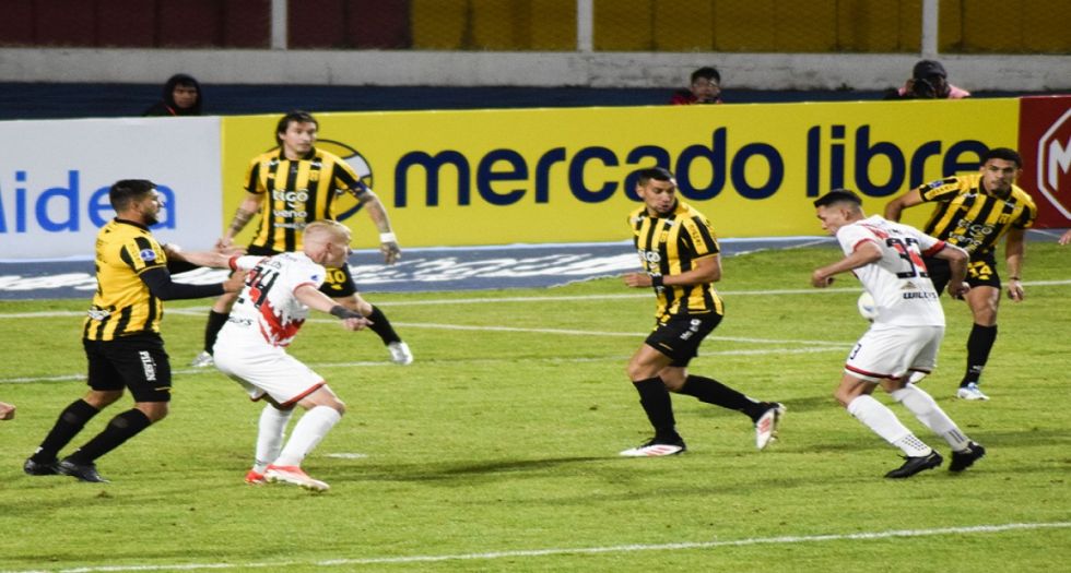 Nacional Potosí resigna un  empate en casa ante Guaraní 