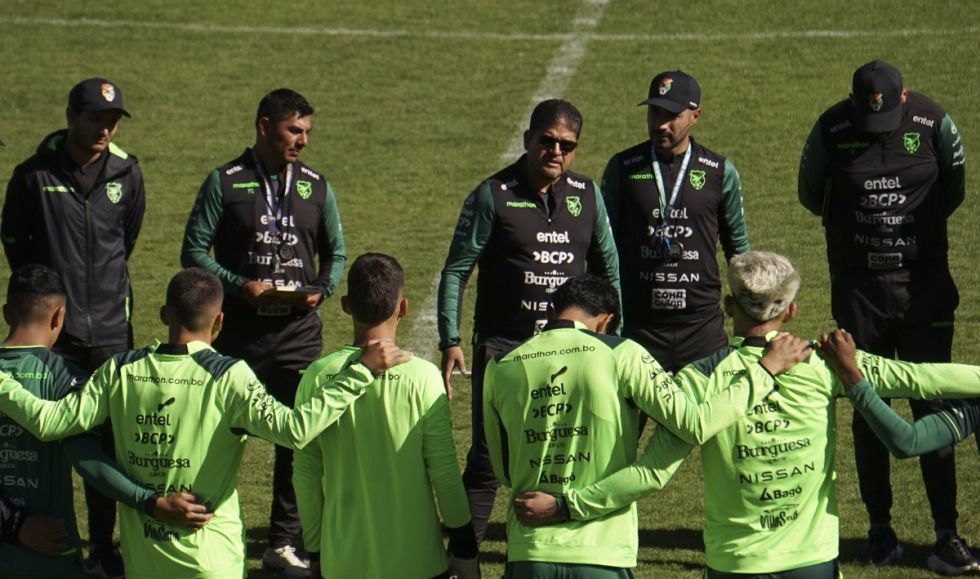 El once titular que prepara Villegas para enfrentar a Venezuela 