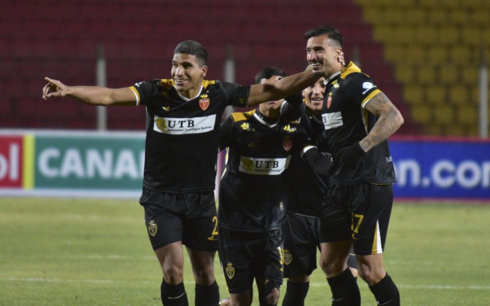 Real Oruro remonta ante Nacional Potosí en tiempo de adición