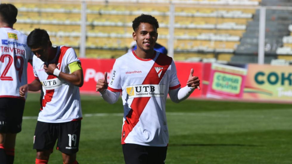Doblete de Paniagua sobre ABB previo a asistir a la Selección