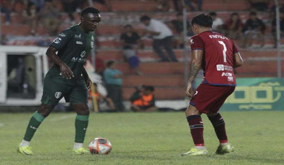 Real Tomayapo amarga la noche de Guabirá en Montero 