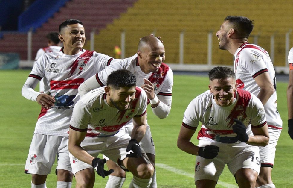Nacional Potosí se asoma a la zona de clasificación 