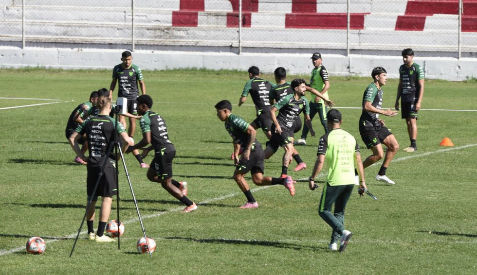 Selección Nacional trabaja en medio de adversidades 