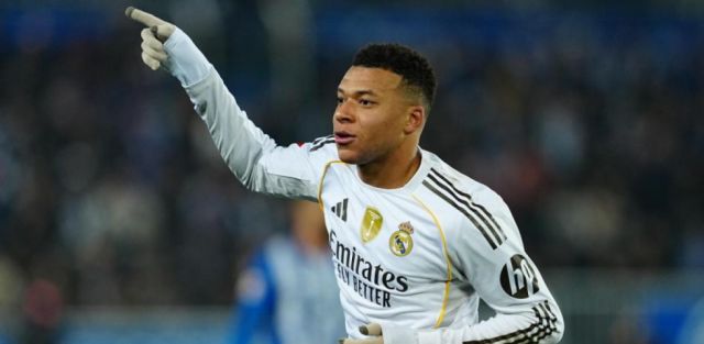 Mbappé se incorpora al trabajo del Madrid en Arabia Saudita 