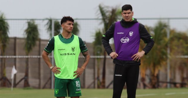 Sobre Carlos Lampe descansa el  trabajo defensivo de Bolivia 