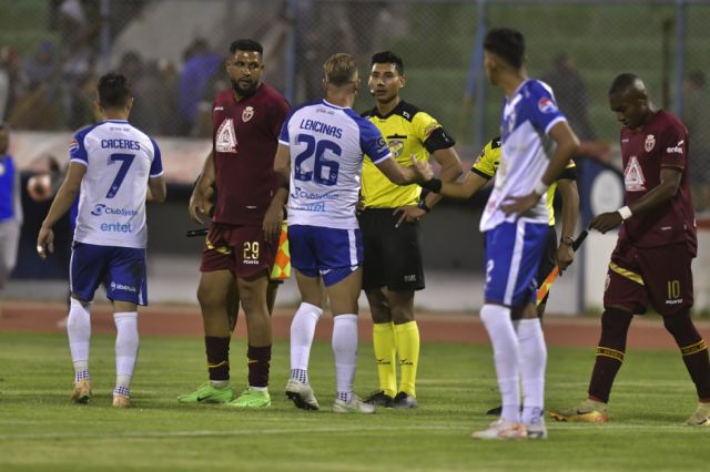 Real Oruro y GV San José se estrenan con un empate en el Torneo de Verano 