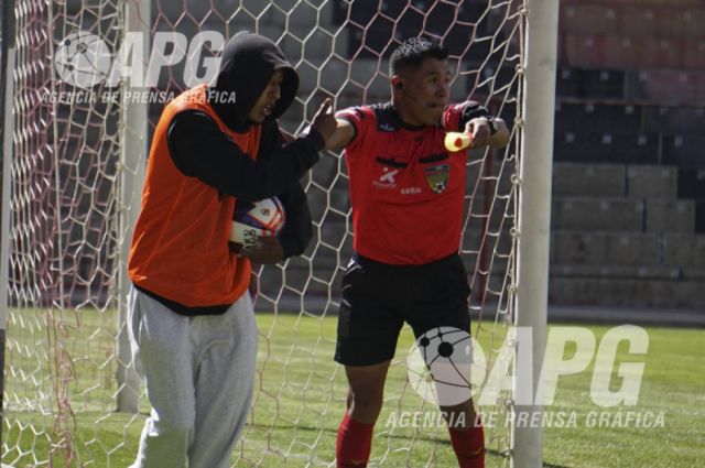 Clubes se oponen al Protocolo de Múltiples Balones y prefieren seguir con los pasapelotas 