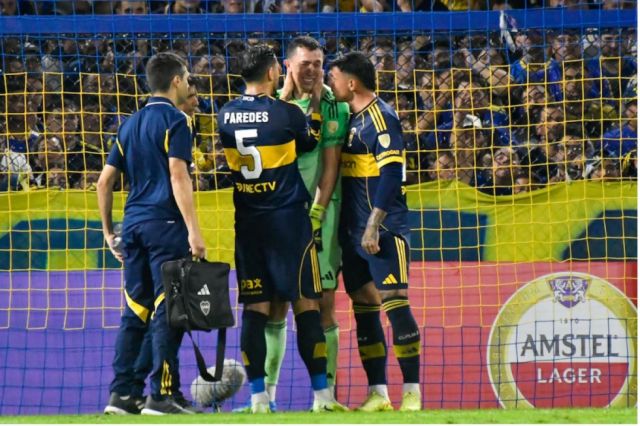 Marchesín se lesionó y se fue llorando de La Bombonera 