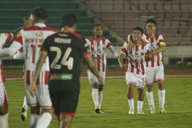 Independiente alcanza a los punteros 