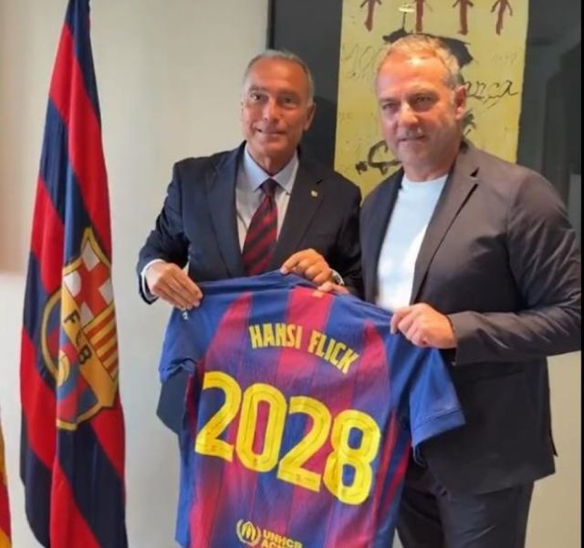 Flick firma hasta 2028 como entrenador del Barcelona 