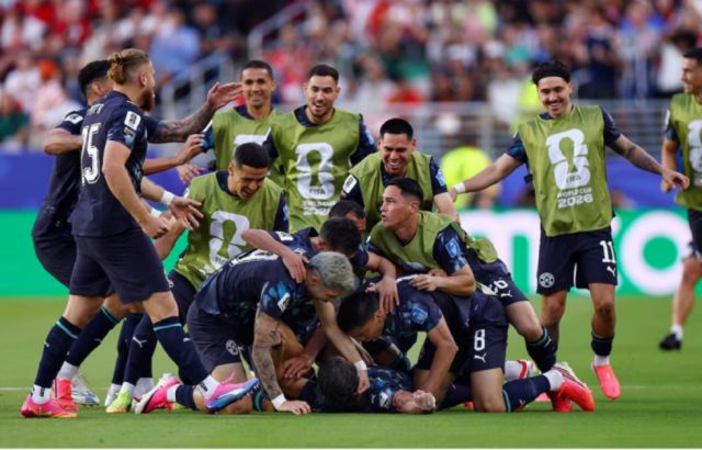 Paraguay ganó un partido clave con 10 jugadores y sueña en el Mundial