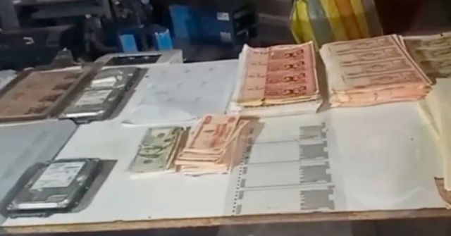 Cae imprenta clandestina que fabricaba billetes falsos en bolivianos y dólares
