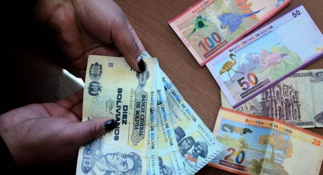 Escalada del dólar pone en jaque el poder adquisitivo del boliviano