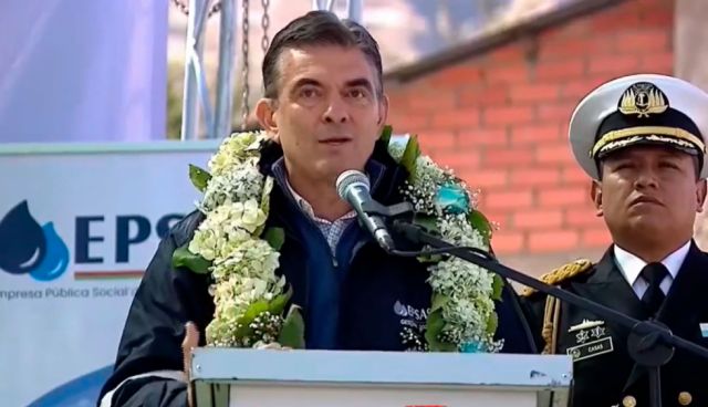 Rodrigo Paz pide investigar los incendios y ve indicios de “hechos delictivos” en algunos puntos