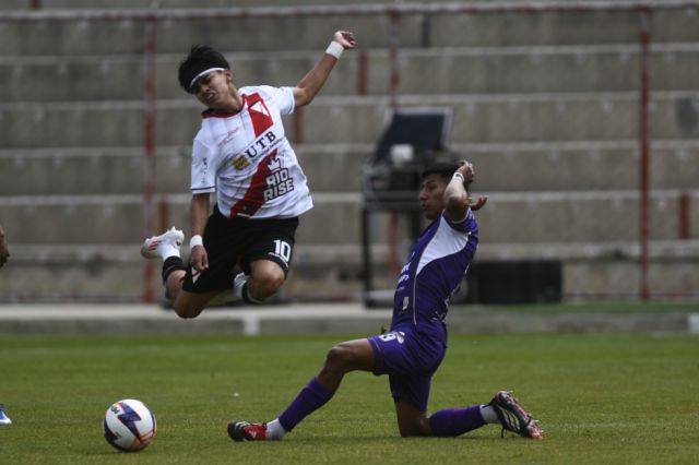 Fútbol boliviano: Real Potosí frenó al líder