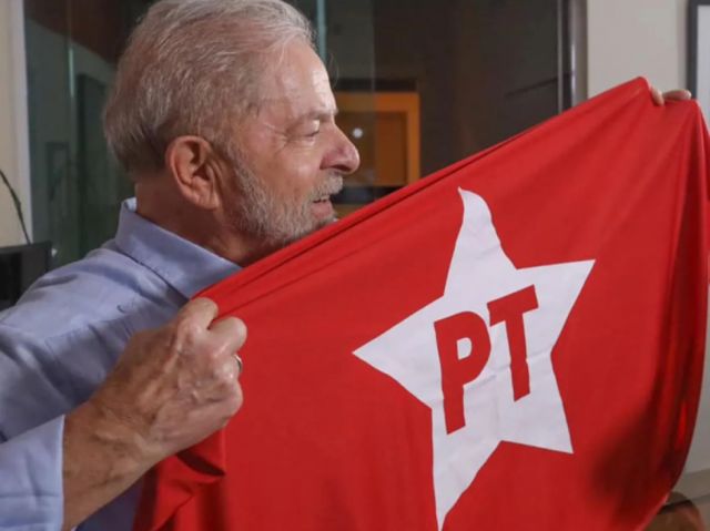 Encuesta: Lula sigue de líder en intención de voto