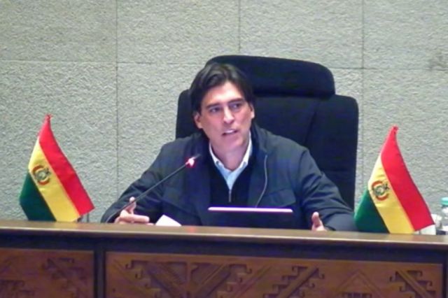 Ministro Zamora ya advierte con “usar” el Estado de Excepción