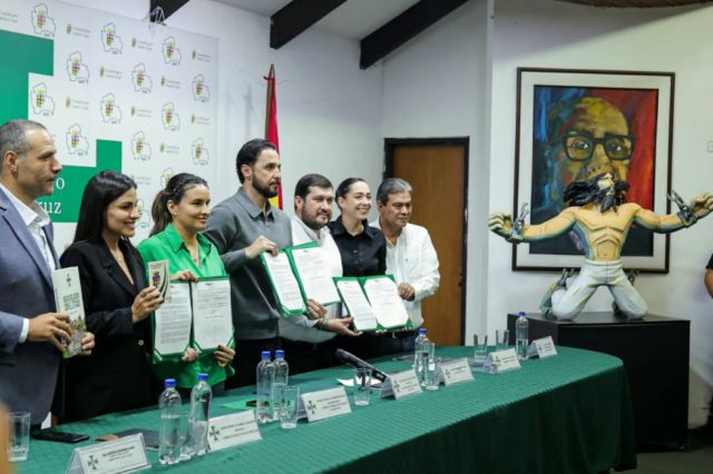 Santa Cruz: Gobernación promulgan Ley del “Defensor de los Cruceños”