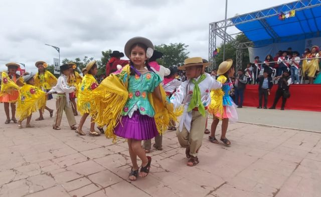 Carnaval: Niños y tradición chapaca, hermosa combinación (FOTOS)