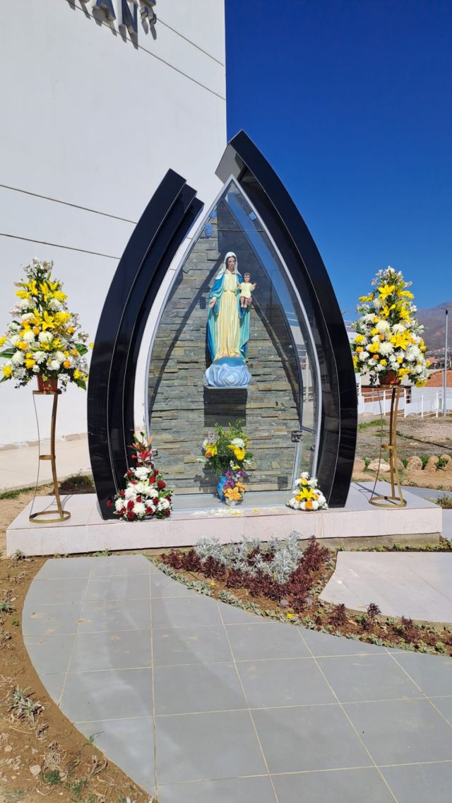 Inauguran la gruta de la Virgen María en el Materno Infantil de Tarija