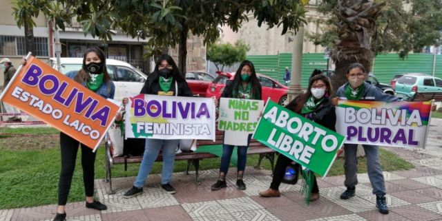 Mujeres marcharon a favor de la despenalización del aborto