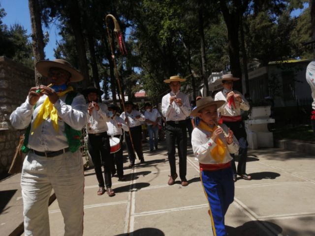 Músicos homenajearon a reconocidos folcloristas tarijeños