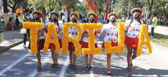 Tarija celebra su aniversario 205 con desfile escolar (Fotos)