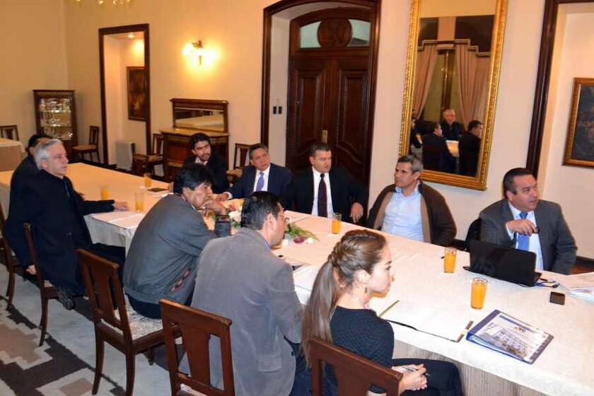 Evo Morales y García Linera con la dirigencia empresarial, en Palacio de Gobierno, el pasado 24 de febrero de 2017