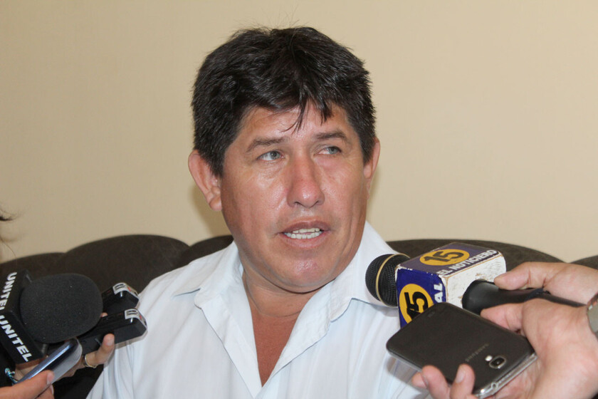 DAMIAN CASTILLO EJECUTIVO DE LA FEDERACION DE TRANSPORTE TARIJA