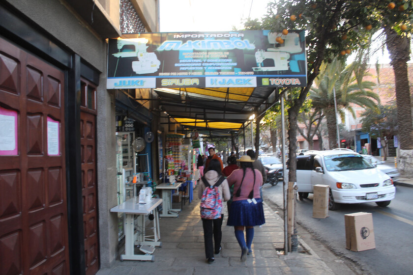 CARTELES-1