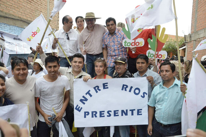 DIRECTIVA DE LA AGRUPACION TODOS TARIJA