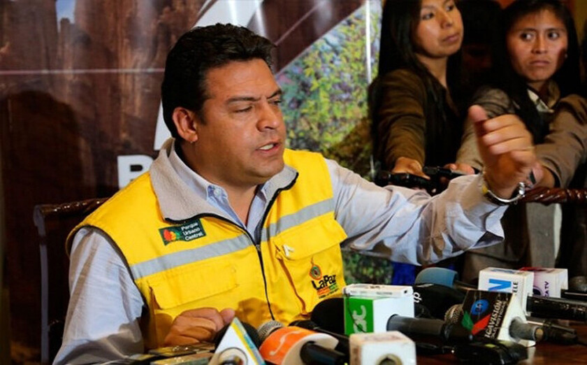 REVILLA-web