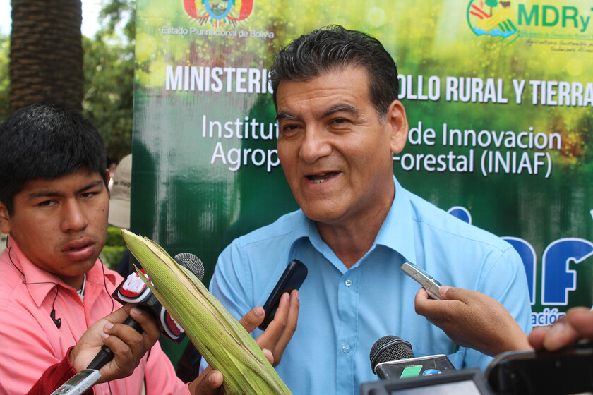 LUIS-ACOSTA