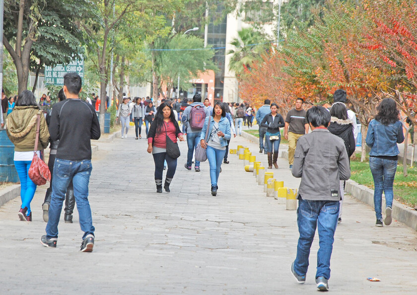 CAMPUS UNIVERSITARIO EN TARIJA