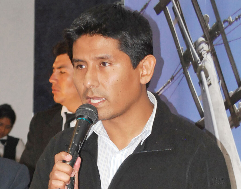 FERNANDO VEGA CONSUL DE BOLIVIA