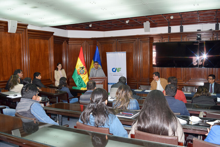 TALLER REALIZADO EN LA CIUDAD DE LA PAZ