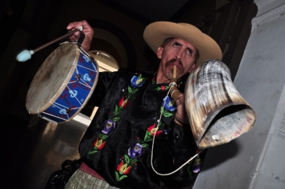 La caja y el erque, instrumentos musicales típicos del Carnaval