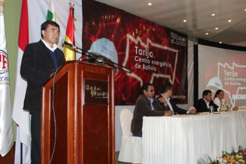 Quintana abre el debate del fracking en Bolivia