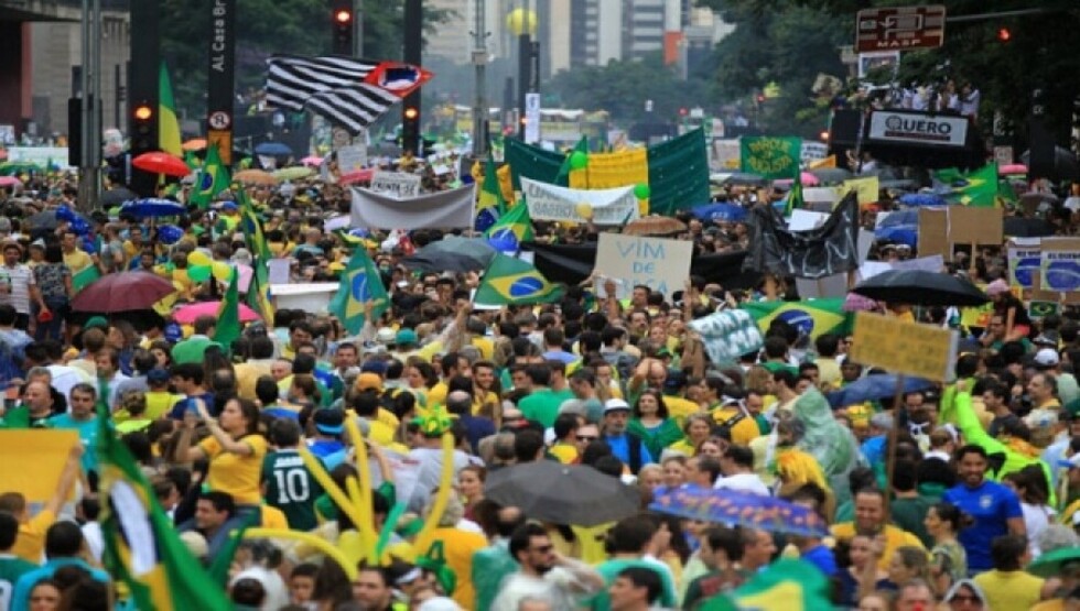 Brasil al borde del equilibrio inestable