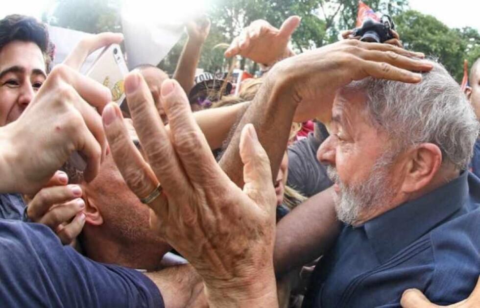 Crisis política hacia la radicalización y el desenlace en Brasil