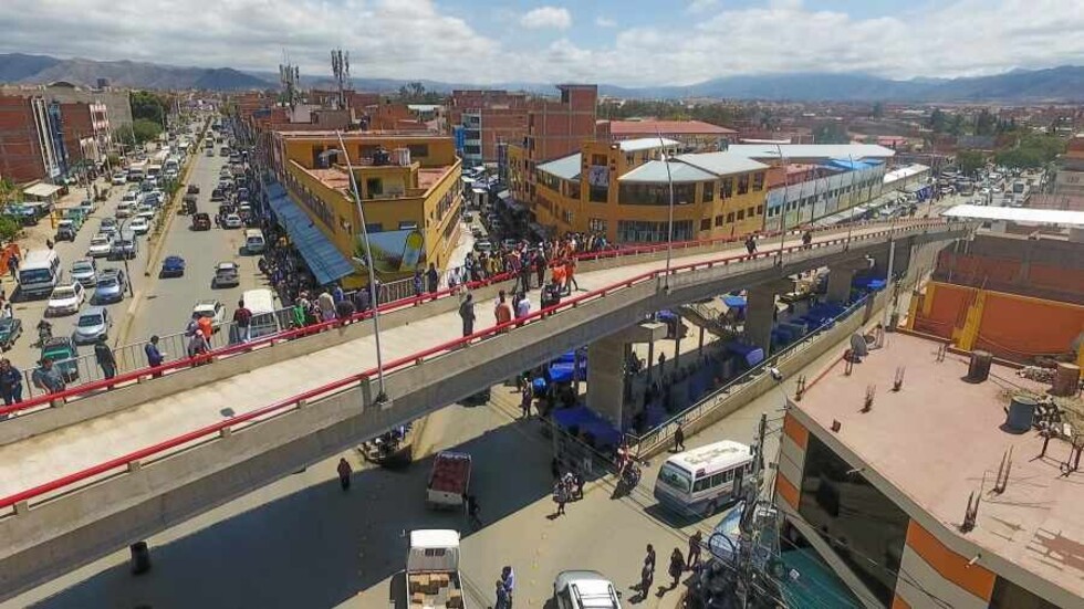 Realizan pruebas de carga  en Viaducto del Campesino