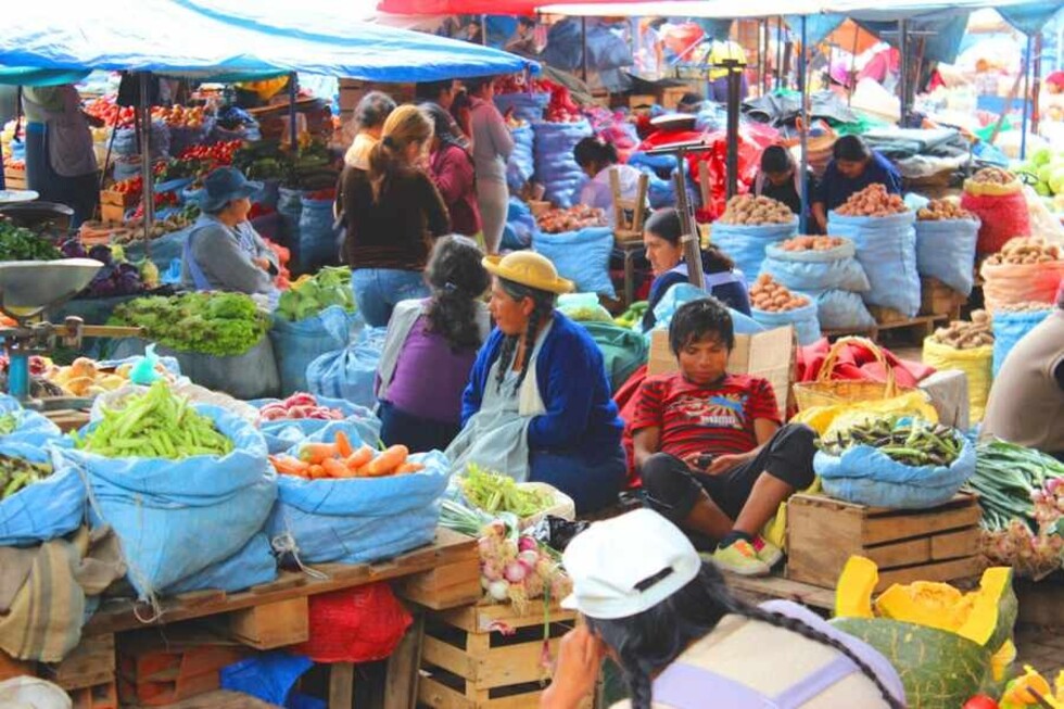 Uso del atuendo de las mujeres chapacas está en decadencia
