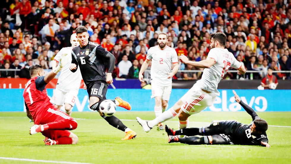 España humilla a Argentina y asusta a todos; Brasil, se venga de Alemania