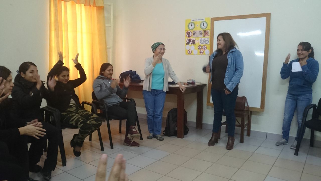 Curso de señas gratuito culminó exitosamente con 33 personas capacitadas