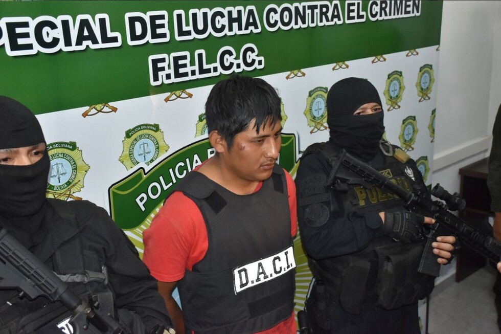 Policía recaptura a reo peligroso que fugó de Palmasola en un intento de motín