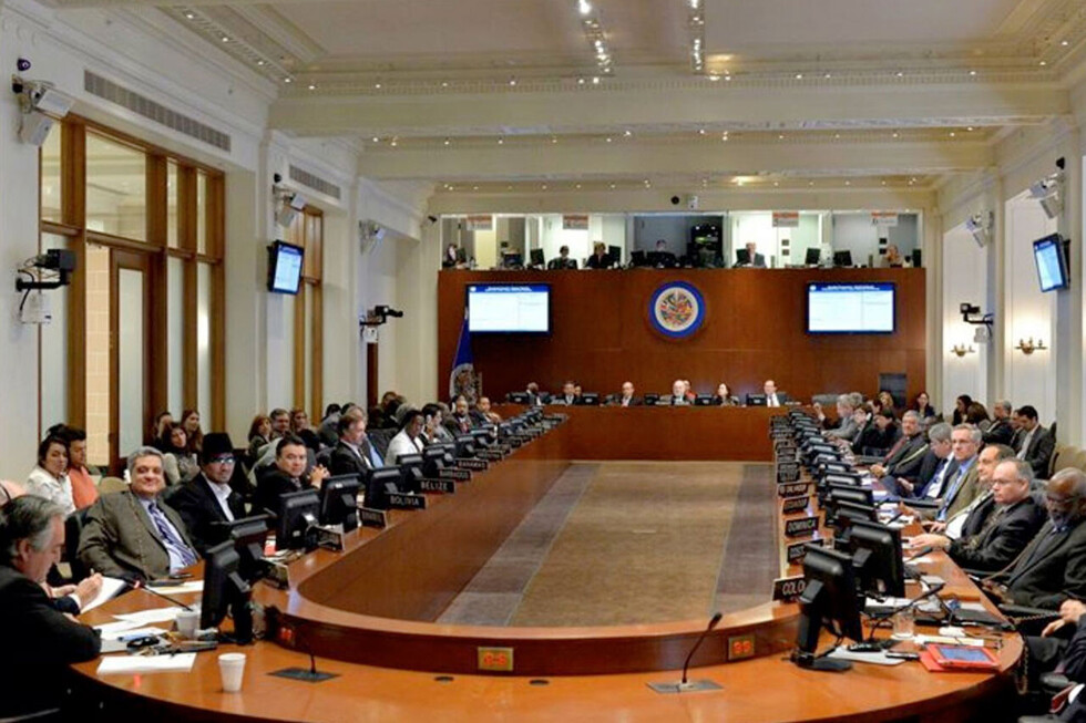 Evo prevé cambiar derechos adquiridos sindicales